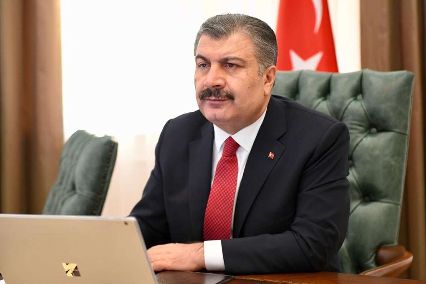 Sağlık Bakanı Koca'dan "Aşınızı olun" çağrısı Sağlık Bakanı Koca'dan "Aşınızı olun" çağrısı